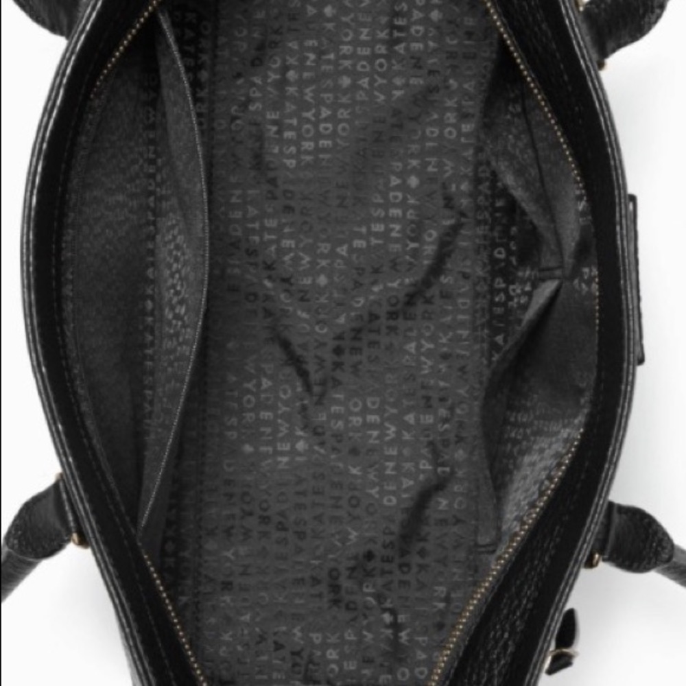 Authentic Kate Spade Large leather shoulder bag💕 - Picture 4 of 8